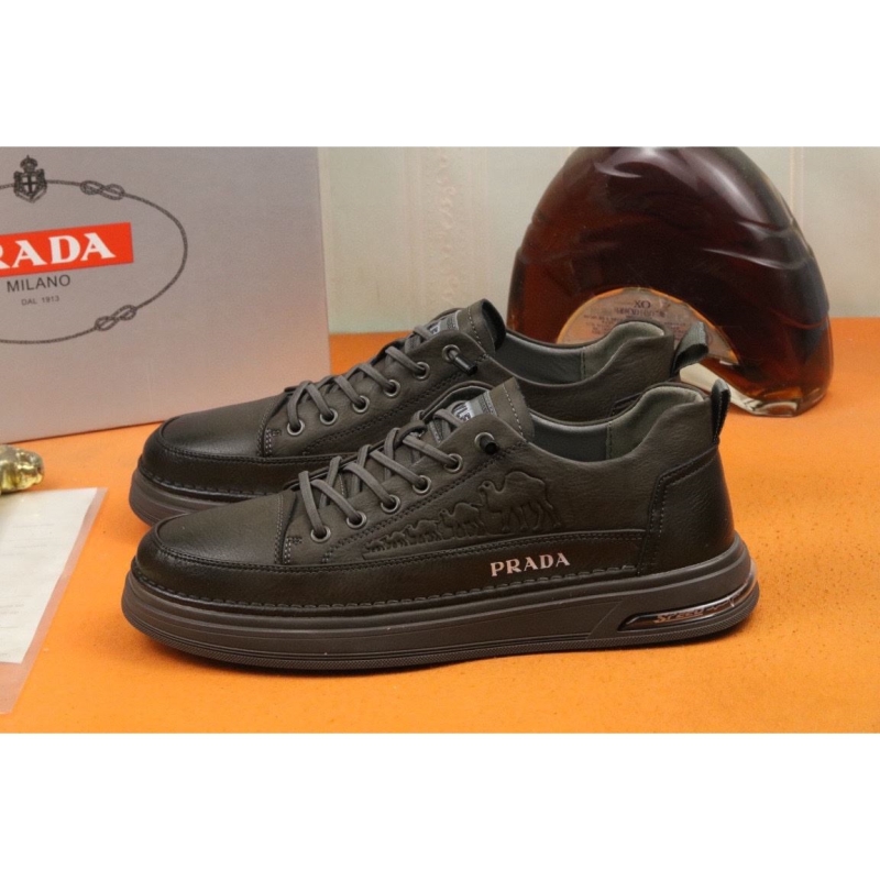 Pra*a casual shoes